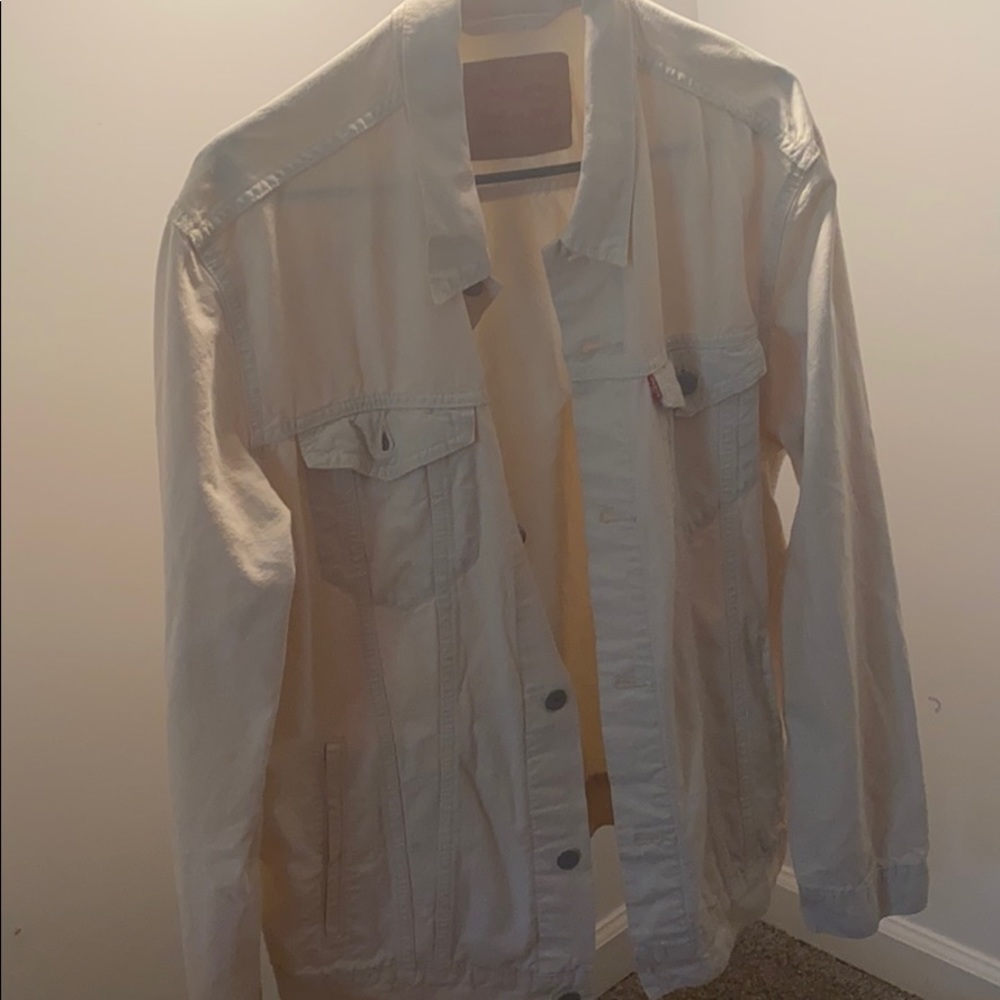 Levi cream jean jacket